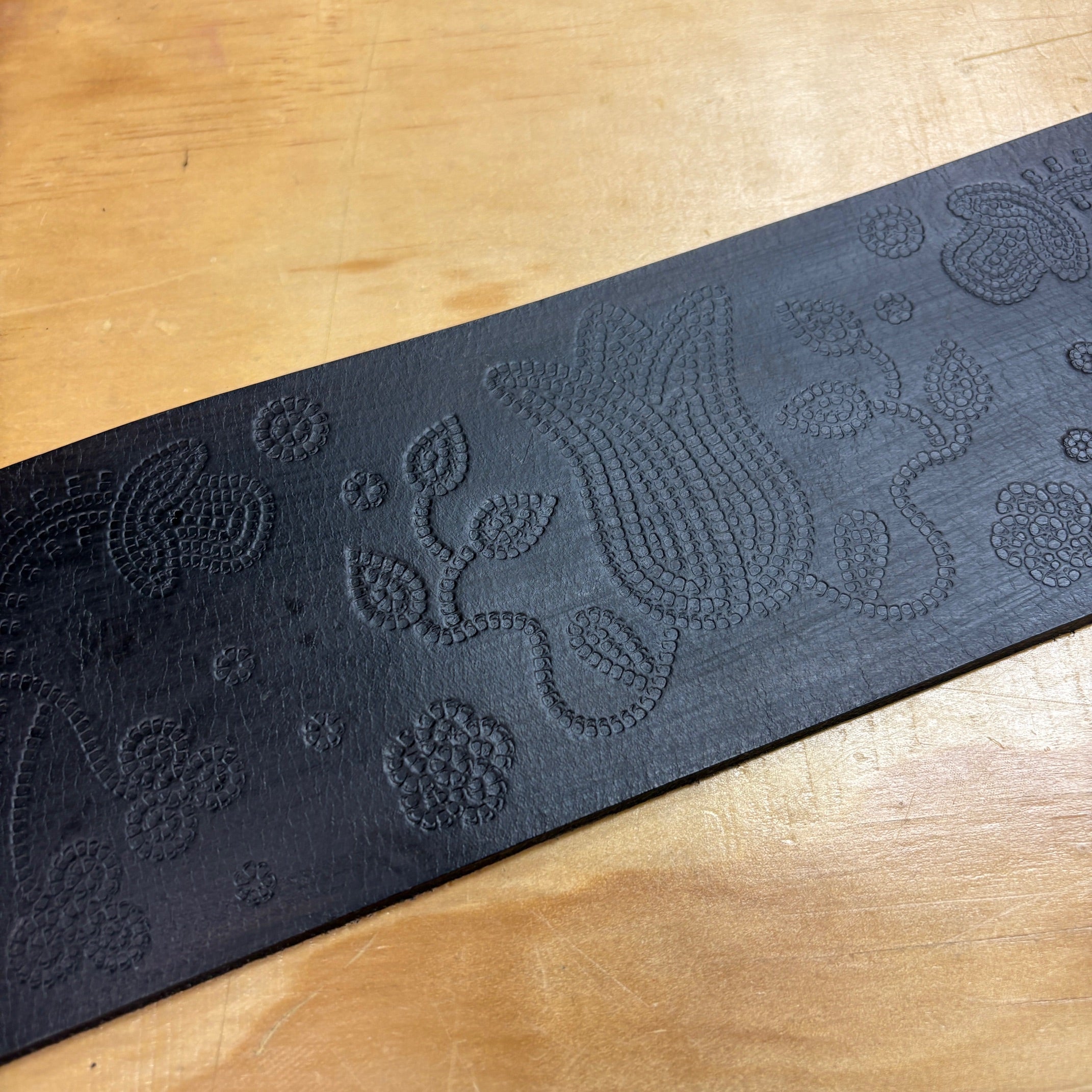 Handmade 40 in Brown Beaded Nipin Buffalo Belt