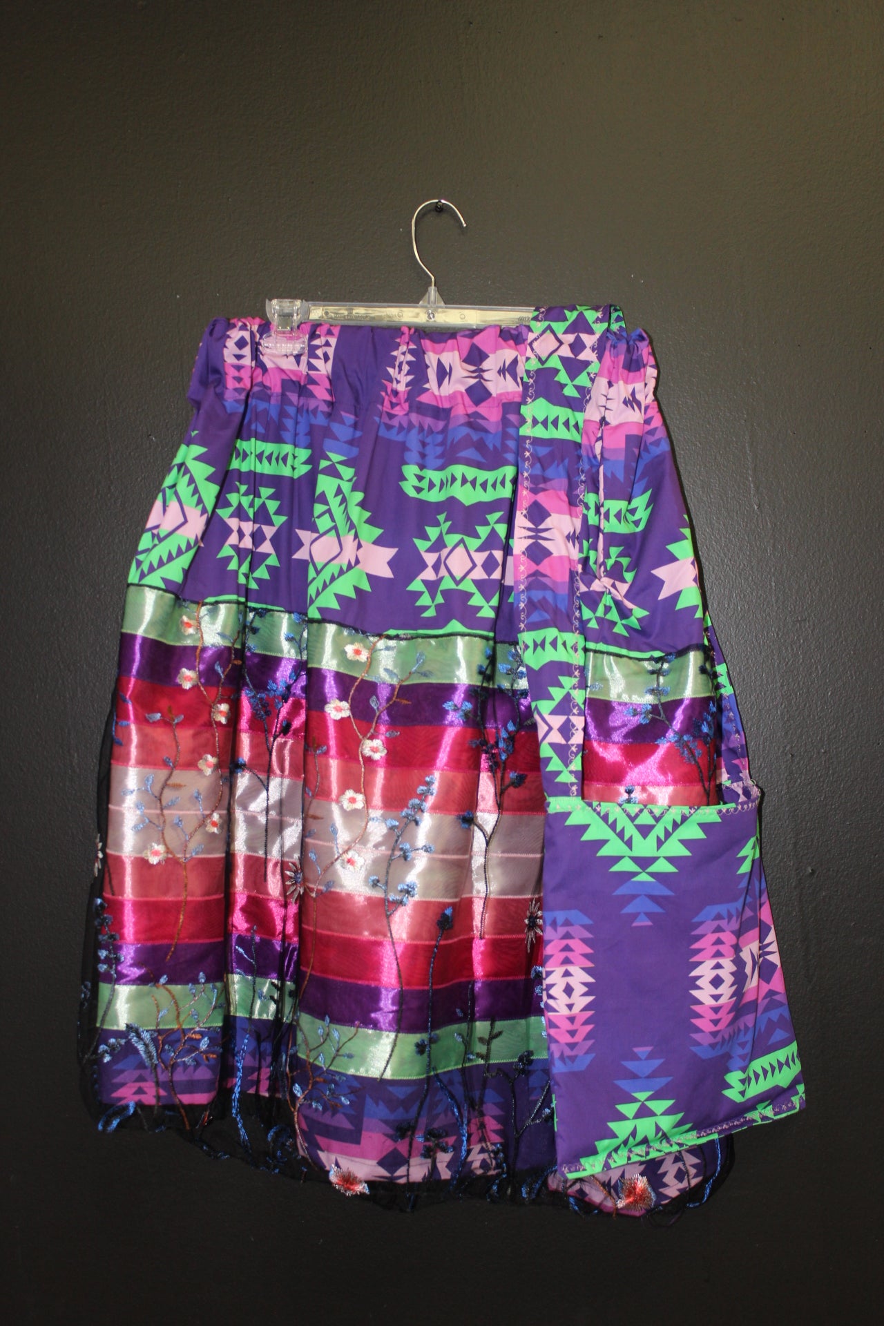 Pretty Blanket Purple Overlay Ribbon Skirt w/ Bag